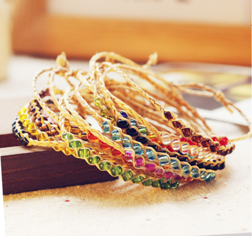 [WHNR0304] Vòng tay cọ Raffia đính pha lê 12 hạt